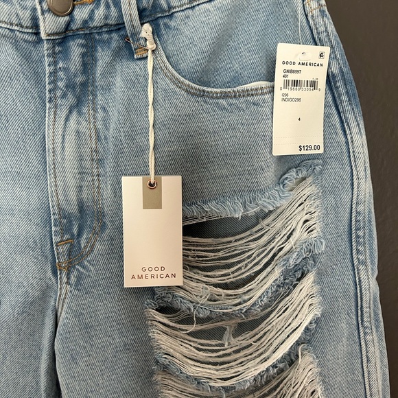 GOOD AMERICAN NWT Jean Shorts thighs distressing. - Picture 3 of 8